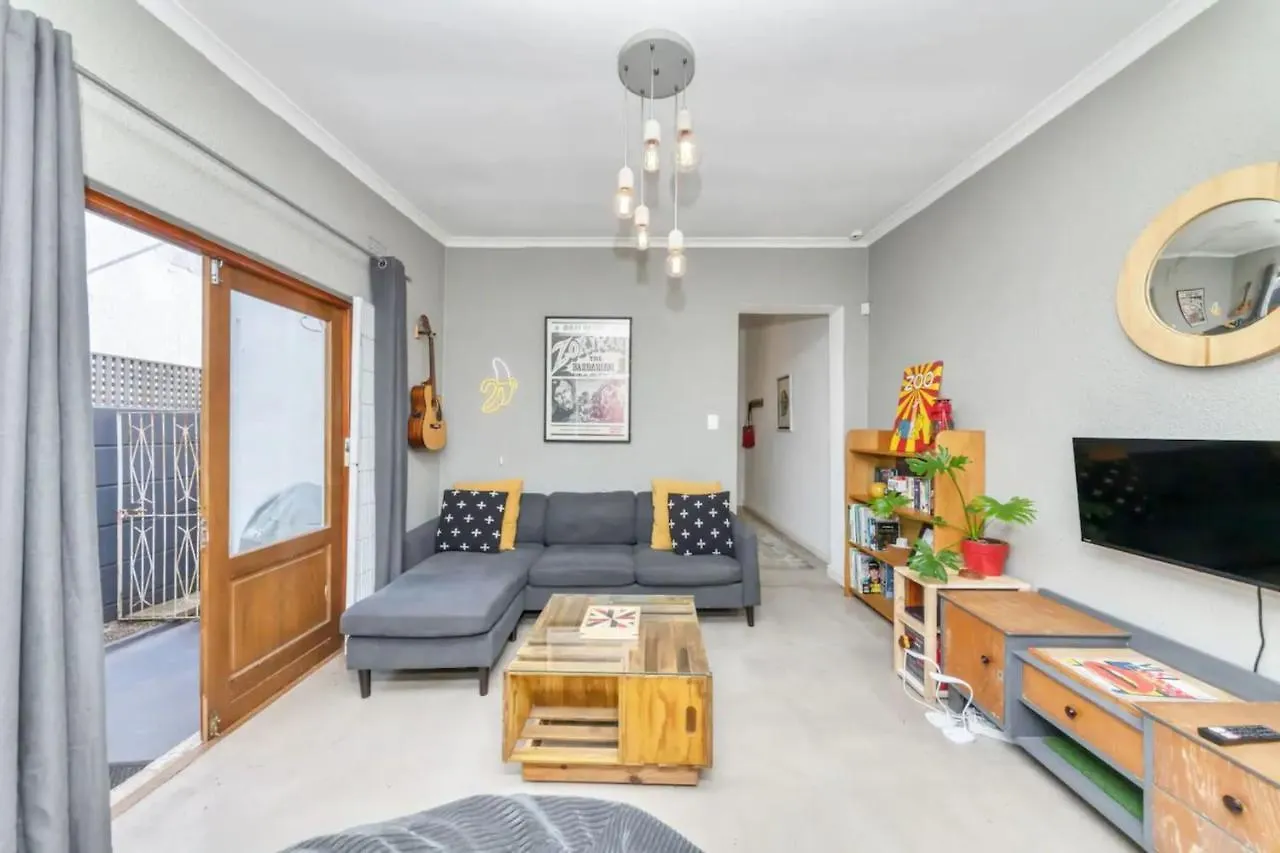 Ferienhaus Villa Modern And Stylish 2 Bd House In Claremont Kapstadt