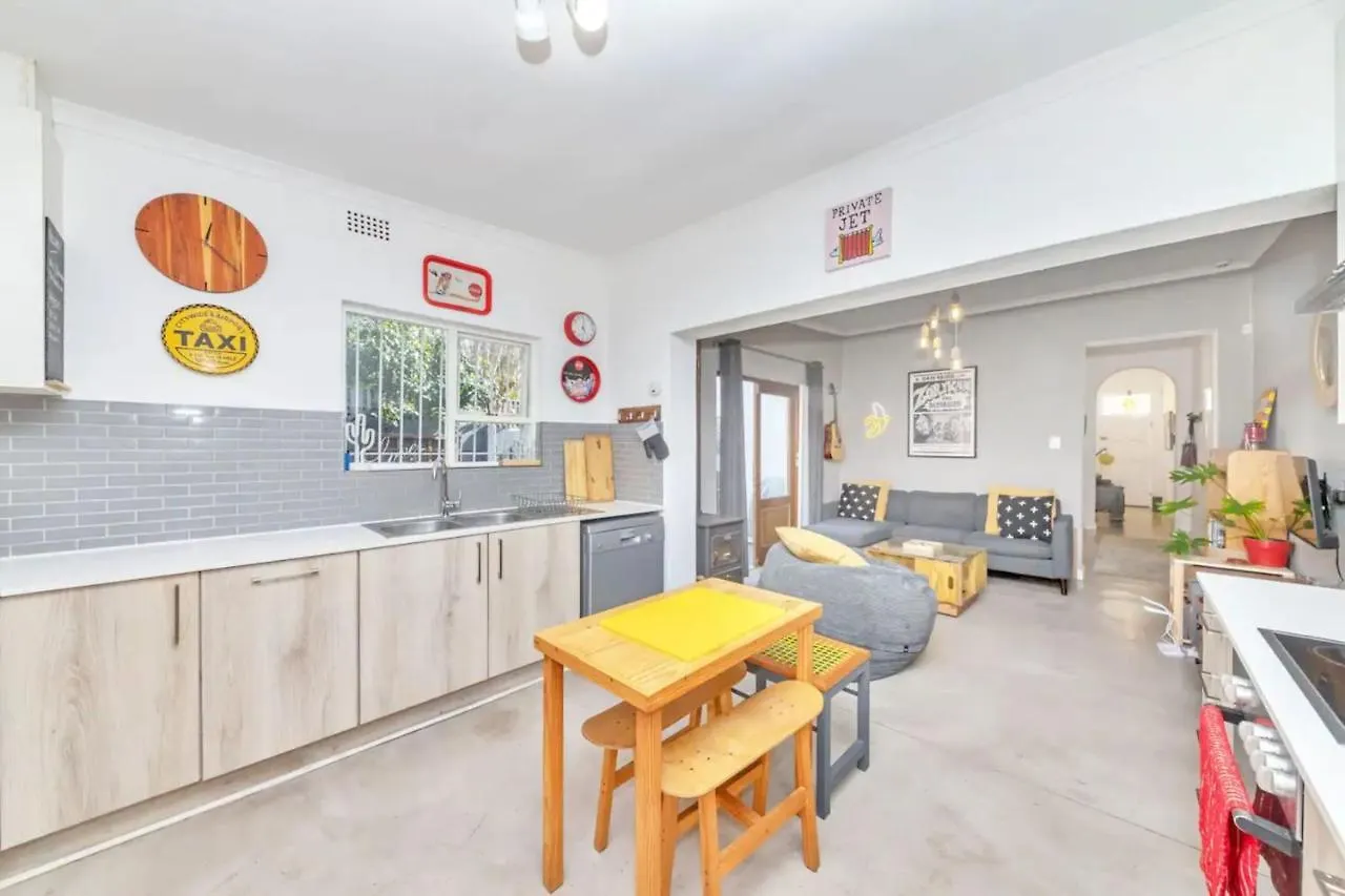 Villa Modern And Stylish 2 Bd House In Claremont Kapstadt Ferienhaus